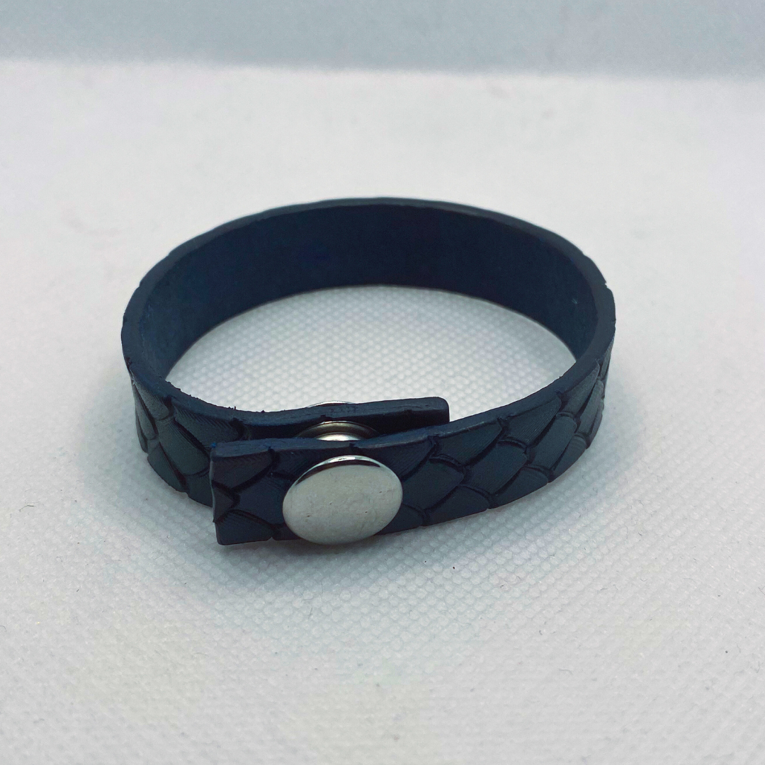 Blue Snakeskin Texture Leather Bracelet